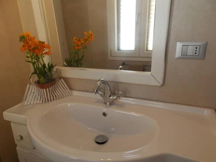 Via D'acqua Al Mulino -city Center- Bo Apartamento Bolonia